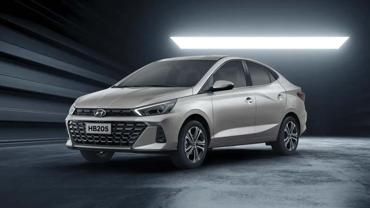 El sedán Hyundai HB20S en un estudio iluminado