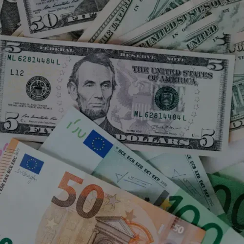 Saiba como o Itaú reduziu em 97% o prazo de recebimento de dinheiro do exterior.