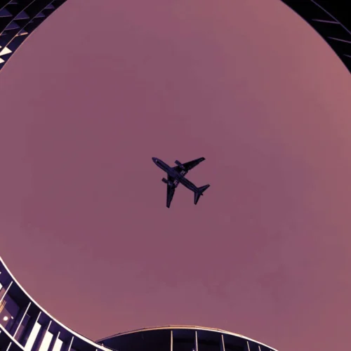 Companhia aérea eleva experiência digital e NPS com análise inteligente de feedbacks da BRQ